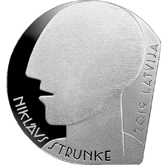 Il dritto dell'originale nuova moneta lettone da 5 euro in argento