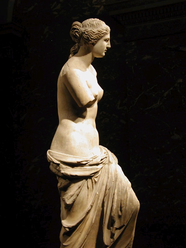 La Venere di Milo, oggi al Louvre di Parigi, uno dei simboli della bellezza classica