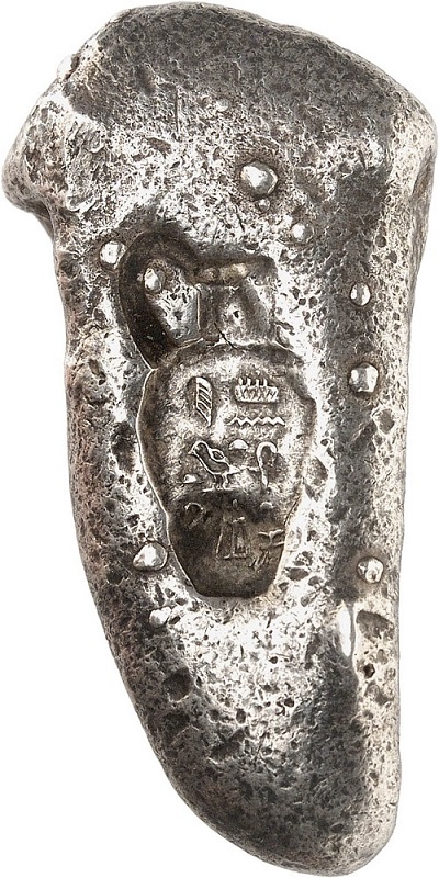 Il lingotto d'argento in asta Numismatica Genevensis SA: ecco la faccia con il cartiglio di Tutankamon