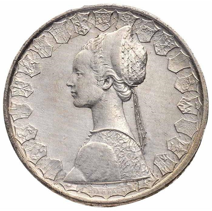 Oltre a se stesso e ai figli, Pietro Giampaoli ha spesso ritratto la moglie Letizia fino ad effigiarla, in abiti rinascimentali, sulle magnifiche 500 lire in argento