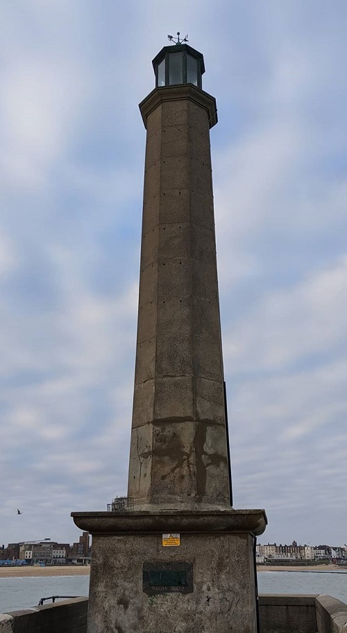 Il faro di Margate scambiato, in banconota, per un'antenna del sistema di comunicazioni basato sulla nuova tecnologia 5G