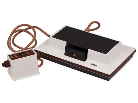 Sembra un reperto archeologico, eppure "Magnavox Odyssey" è stata la prima console domestica per videogame del mondo