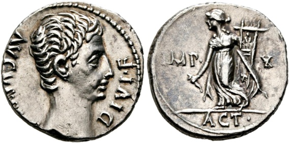 Denario di Augusto coniato a Lugdunum nel 15 a.C. circa e con al rovescio l'immagine di Apollo, cui l'imperatore era particolarmente devoto