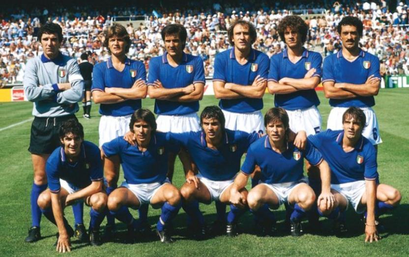 L'indimenticabile nazionale azzurra vittoriosa al Mundial di Spagna '82: capitanata da Dino Zoff, conquistò il terzo titolo mondiale di calcio nella storia del nostro paese