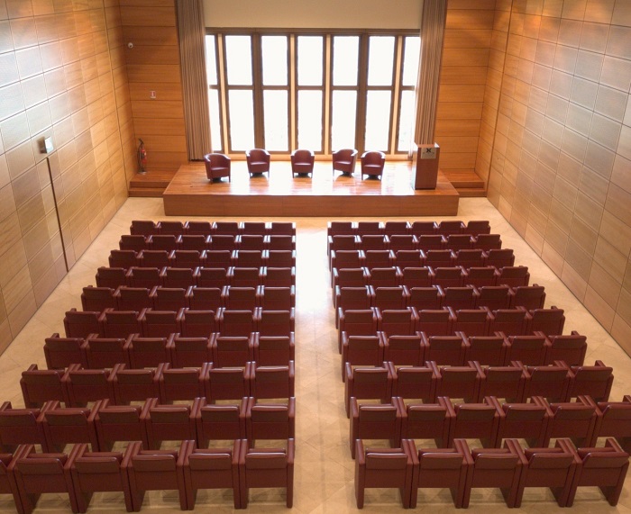 Nella grande Sala Titano del Kursaal si svolgeranno un seminario di studi ed incontri con alcuni artisti del conio
