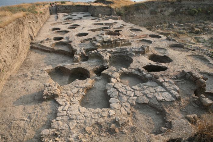 Una parte dei vasti scavi archeologici del sito di Phanagoria, sulle sponde orientali del Mar Nero