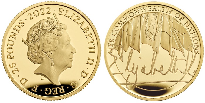 Tra le ultime monete del lunghissimo regno di "The Queen" anche una serie che, per la prima volta nella storia, porta al rovescio la firma di Elisabetta in abbinamento al suo ritratto: qui la versione da 25 pound coniata in oro