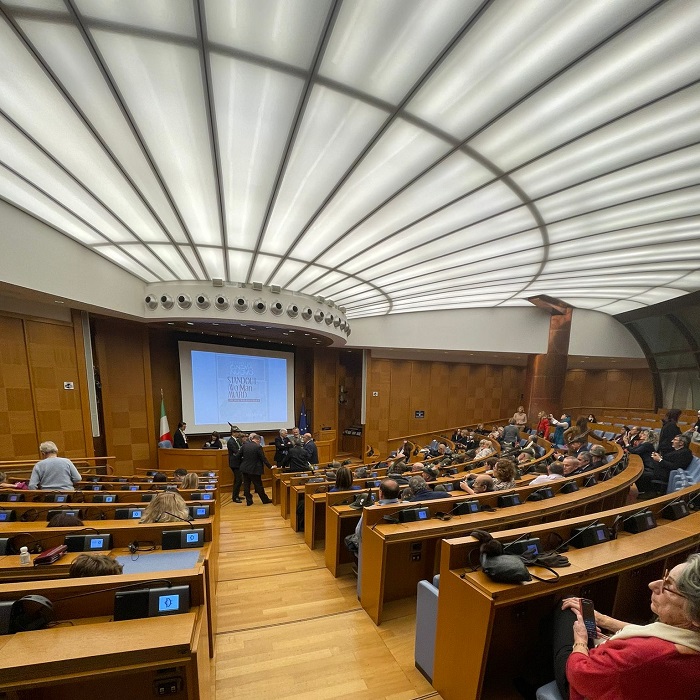Si è svolta nell'aula Gruppi parlamentari a Montecitorio, il 6 dicembre, la cerimonia di consegna dei premi Standout Woman Award 2022 a "donne semplici che fanno cose straordinarie"