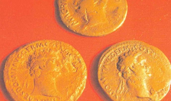 Tre sole monete per un esempio di comportamento civico: ecco gli esemplari rinvenuti nel lontano 1956 dal finanziere Umberto Di Donato