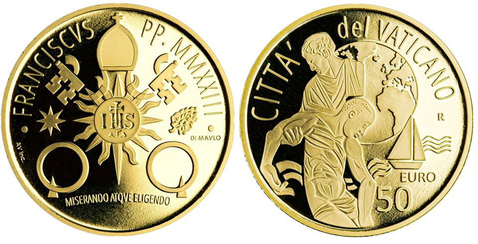 Nella quarta delle divisionali 2023 del Vaticano, la "proof deluxe" scintilla una moneta in oro da 50 euro: sono solo 499 gli astucci che la zecca di Oltretevere distribuisce in questa versione sul mercato numismatico