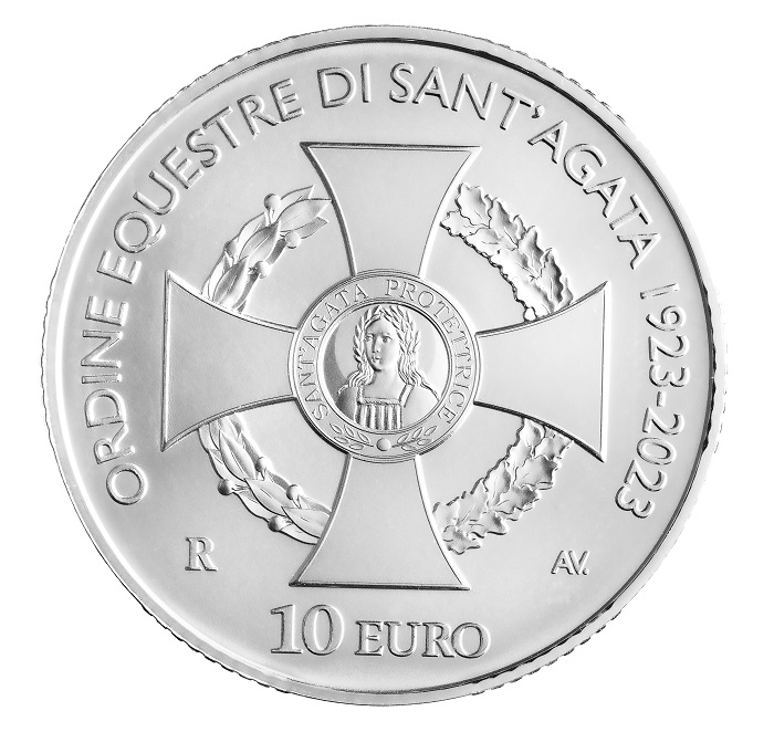 Il rovescio dei 10 euro in argento in emissione il 16 maggio e dedicati dal Titano all'Ordine equestre di Sant'Agata: la modellazione è di Antonio Vecchio, artista della zecca di Roma