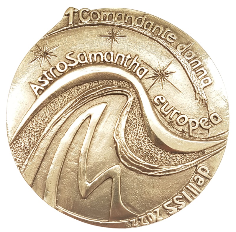 medaglia samantha cristoforetti astronauta erminia guarino universo stelle esplorazione iss spazio