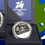 sport e località olimpiche milano cortina 2026 olimpiadi invernali sci salto snowbaord livigno predazzo oncia 6 euro argento moneta ipzs proof tiratura limitata numismatica collezione