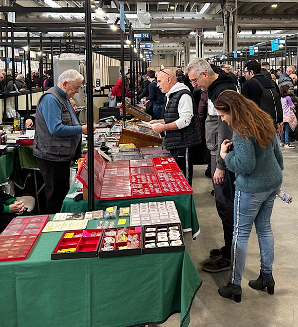la voce scaligera numismatica filatelia collezionismo convegno verona fiere enrico meliadò futuro rincaro prezzi sede location monete francobolli cartoline medaglie banconote militaria